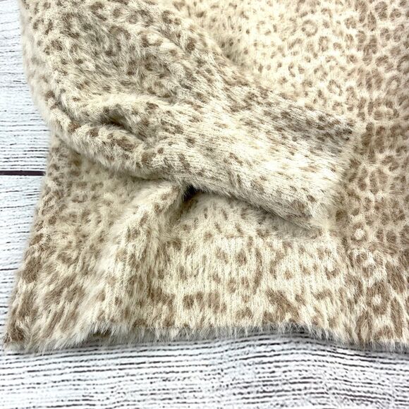 CHICO’S Beige Leopard Animal Mock Neck Sweater Size 0 US S/4 Plush Pullover - Picture 3 of 7